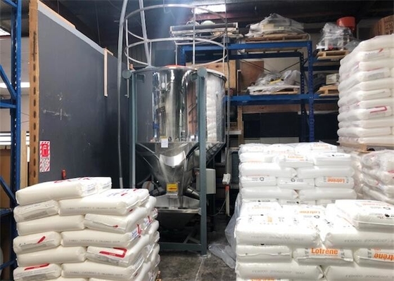 Gri Dikey Plastik Granül Karıştırma Makinesi Paslanmaz Çelik OVM-2000
