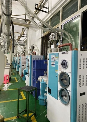 Enerji Tasarrufu ve İyi Kurutma Etkisi ile PLA Plastik Malzeme Hazne Yükleyici