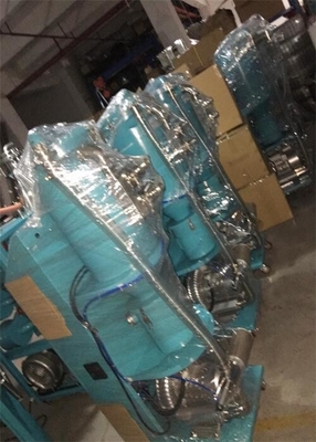 Tüpler Φ 38-63Mm Plastik için negatif vakum yükleme ile otomatik yükleyici makine