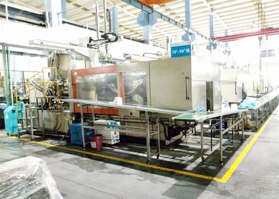 Otomatik Besleme Vakumlu Otomatik Yükleyici Plastik Malzeme Granülleri Reçine Haznesi
