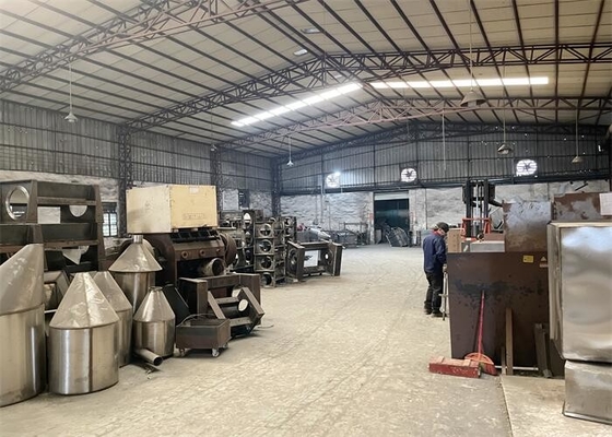 Merkezi Yüksek Hızlı Kırma Endüstriyel Plastik Öğütücüler ve Öğütücüler
