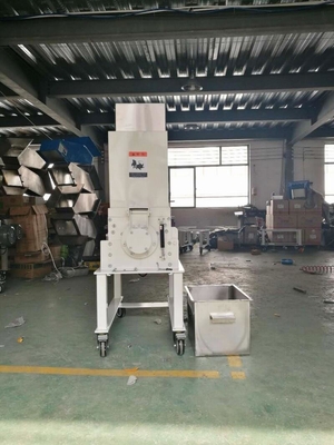 Beyaz 1.5KW Düşük Hızlı Plastik Kırma Öğütücü OG-1LS 20 Kg/H Kapasite
