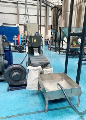3 fazlı 380 V motorlu vida tipi plastik karıştırma makinesi