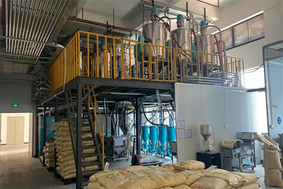 Plastik Enjeksiyon OMCS için Kurutma Karıştırma Merkezi Besleme Sistemi 3 Faz 380V