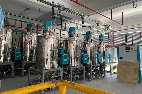 PET PA PEEK İşleme için Karıştırma Taşıma Plastik Merkezi Besleme Sistemi