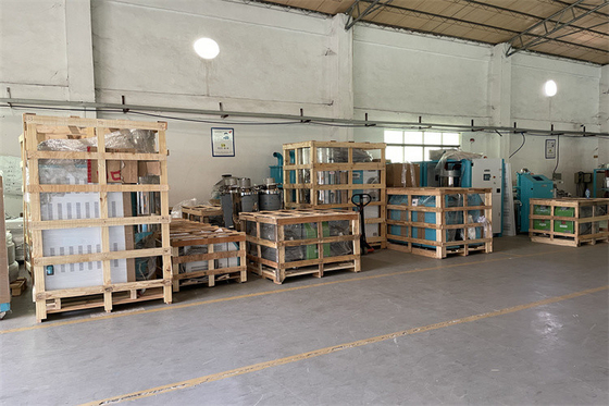Sıcaklık aktarımı yağı dolaşımı için gelişmiş bakır boru kalıbı sıcaklık kontrolörü