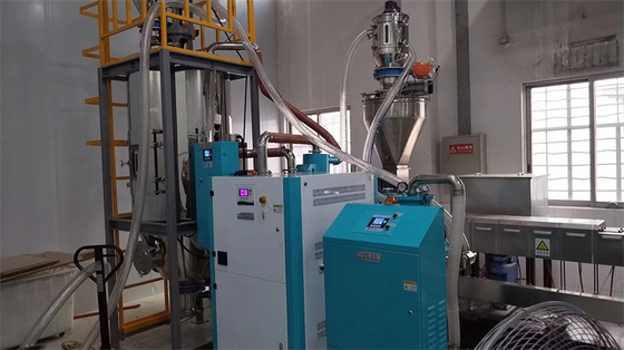 ISO Standart Nemlendirici Hopper Kurucu Kapasitesi 40-16000L 4-40 Kw Isı Gücü