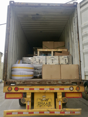 Farklı Boyutlar Gerçek Güç 4-48KW Plastik Hopper Kurucu